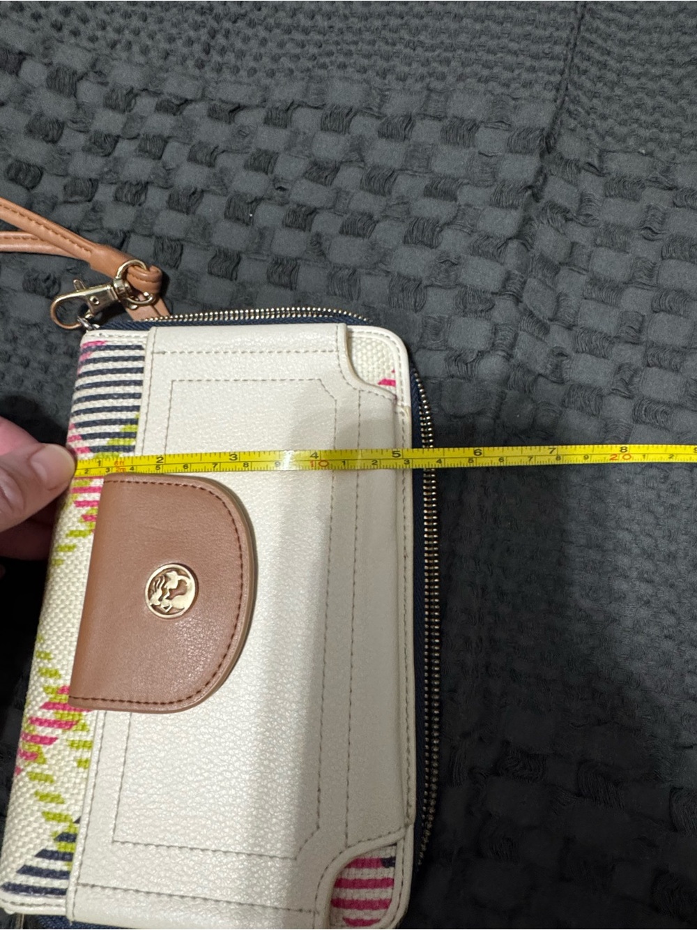 Spartina 449 Wristlet Multi Phone Wallet - Picture 9 of 9
